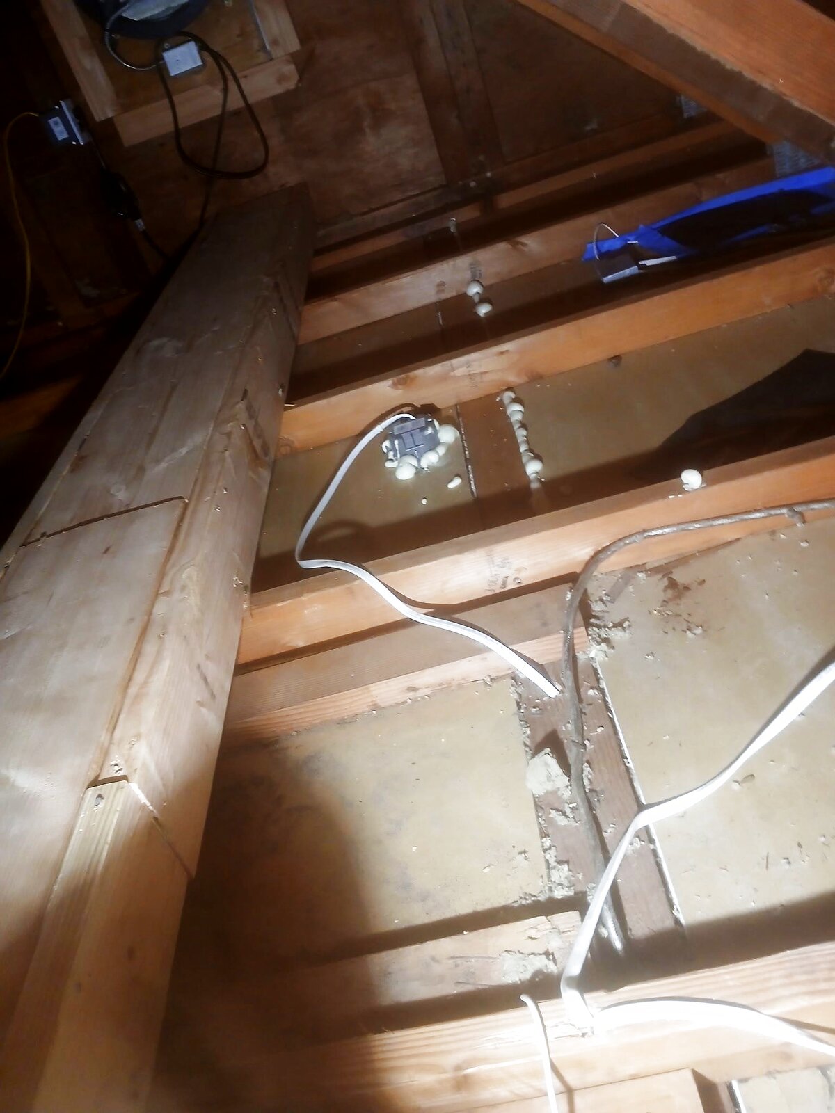 Crawl space encapsulation